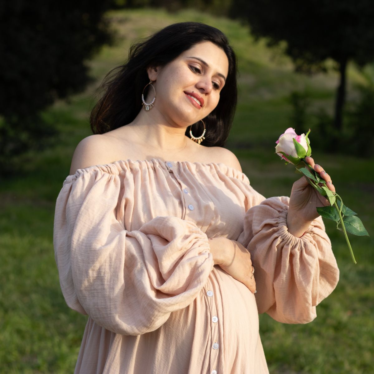 The Complete Guide to Postpartum Clothing: What to Wear After Birth